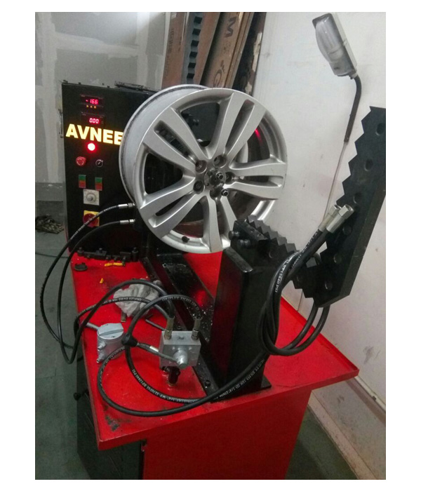 Alloy Wheel Straightening machine Manufacturer, Exporters in Ludhiana Punjab India